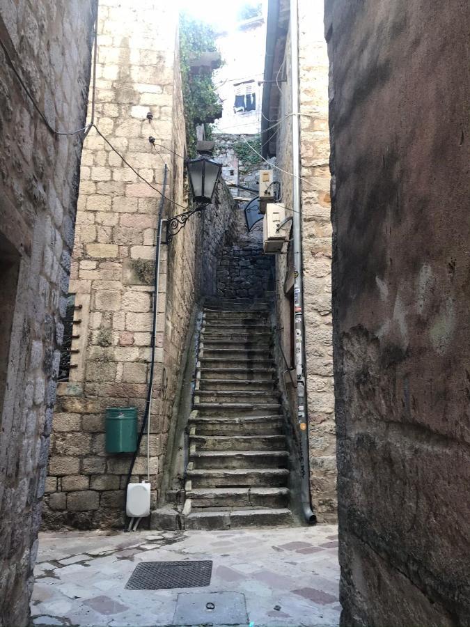 Romantic Rooftop View Hideaway- Old Town Nr 404 Kotor Extérieur photo